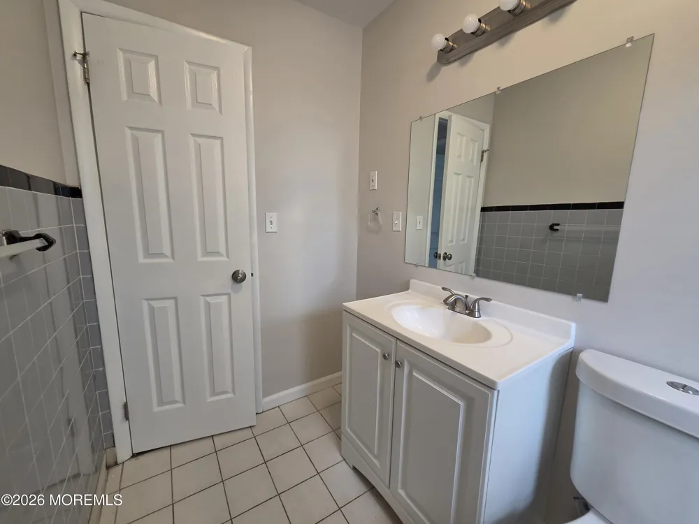 1 George Street #3 Jamesburg, NJ 08831