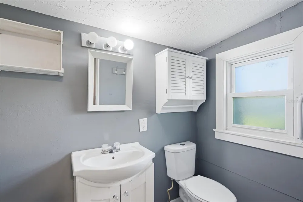 39217 FIBELKORN ROAD Zephyrhills, FL 33540