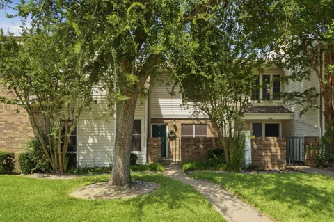 840 Creekside Drive