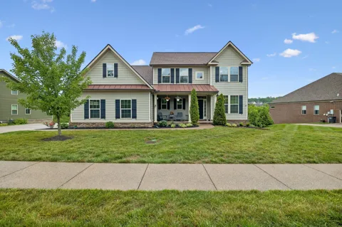 7016 Crimson Leaf Ln