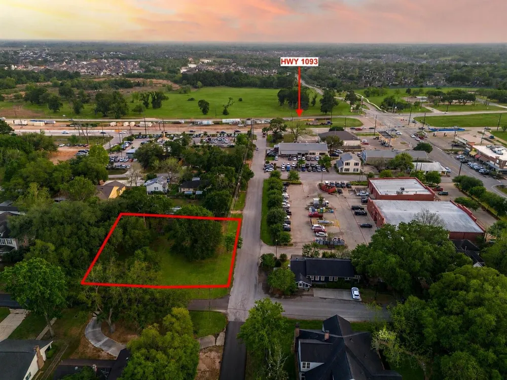 30315 Second Street Fulshear, TX 77441