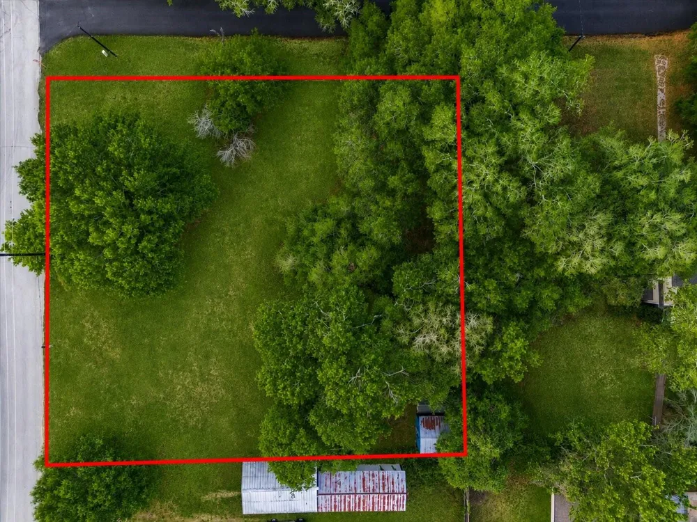 30315 Second Street Fulshear, TX 77441