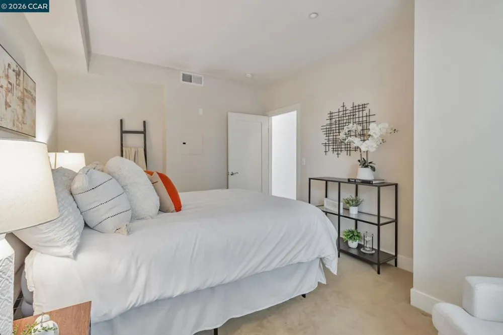 4395 Piedmont Ave #P208 Oakland, CA 94611
