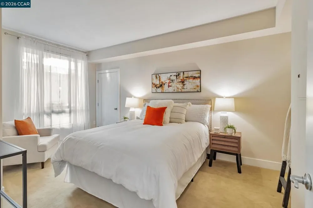 4395 Piedmont Ave #P208 Oakland, CA 94611