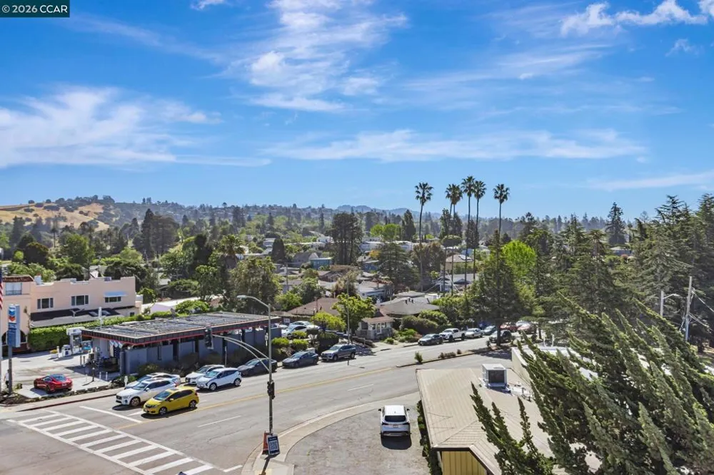 4395 Piedmont Ave #P208 Oakland, CA 94611
