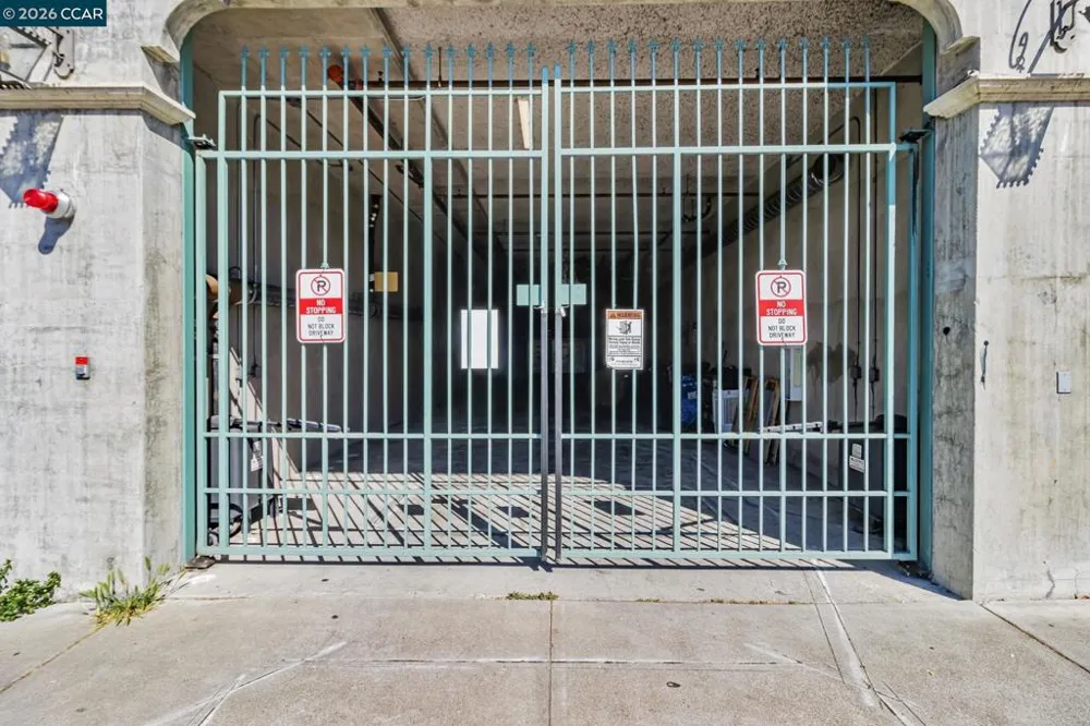 4395 Piedmont Ave #P208 Oakland, CA 94611