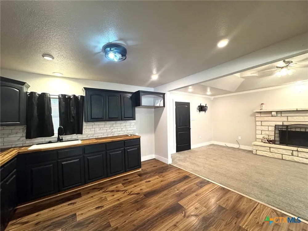 2402 Oak Drive Gatesville, TX 76528