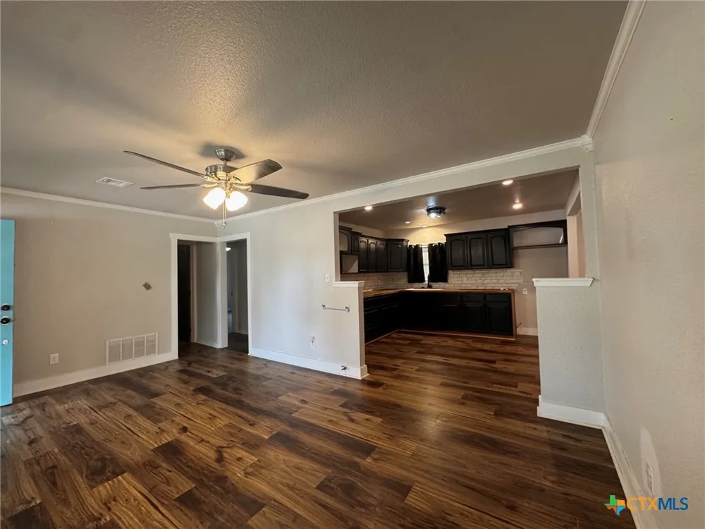 2402 Oak Drive Gatesville, TX 76528