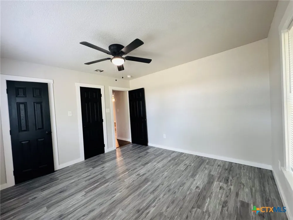 2402 Oak Drive Gatesville, TX 76528