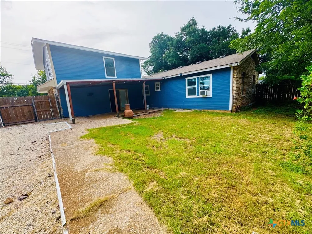 2402 Oak Drive Gatesville, TX 76528