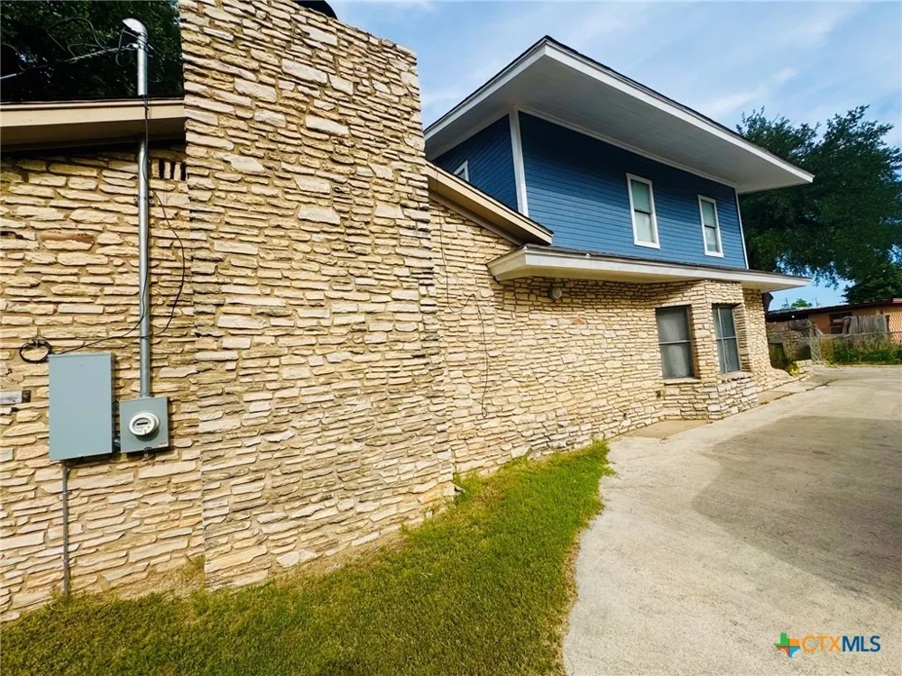 2402 Oak Drive Gatesville, TX 76528