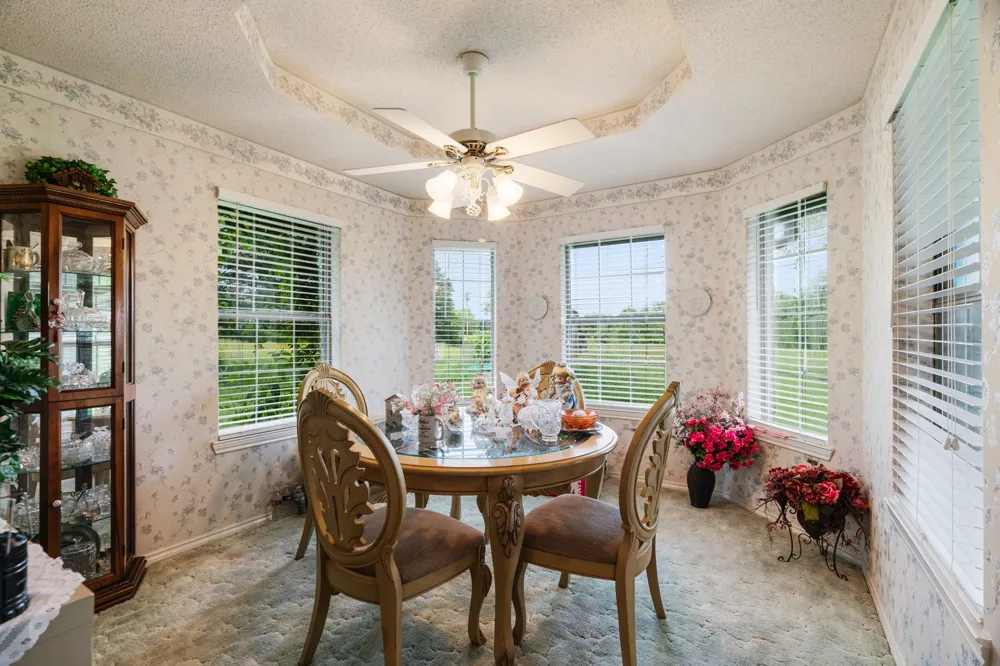 570 Center Blossom, TX 75416