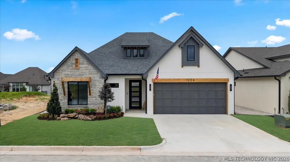 1224 72nd Street Broken Arrow, OK 74014