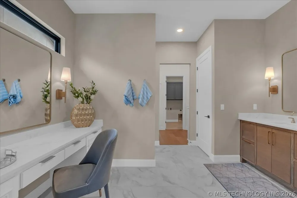 1224 72nd Street Broken Arrow, OK 74014