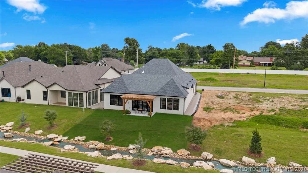 1224 72nd Street Broken Arrow, OK 74014