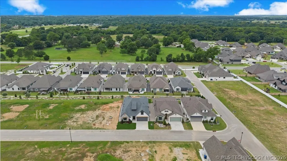 1224 72nd Street Broken Arrow, OK 74014