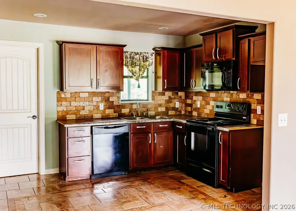 1102 Culbertson Street SW Ardmore, OK 73401