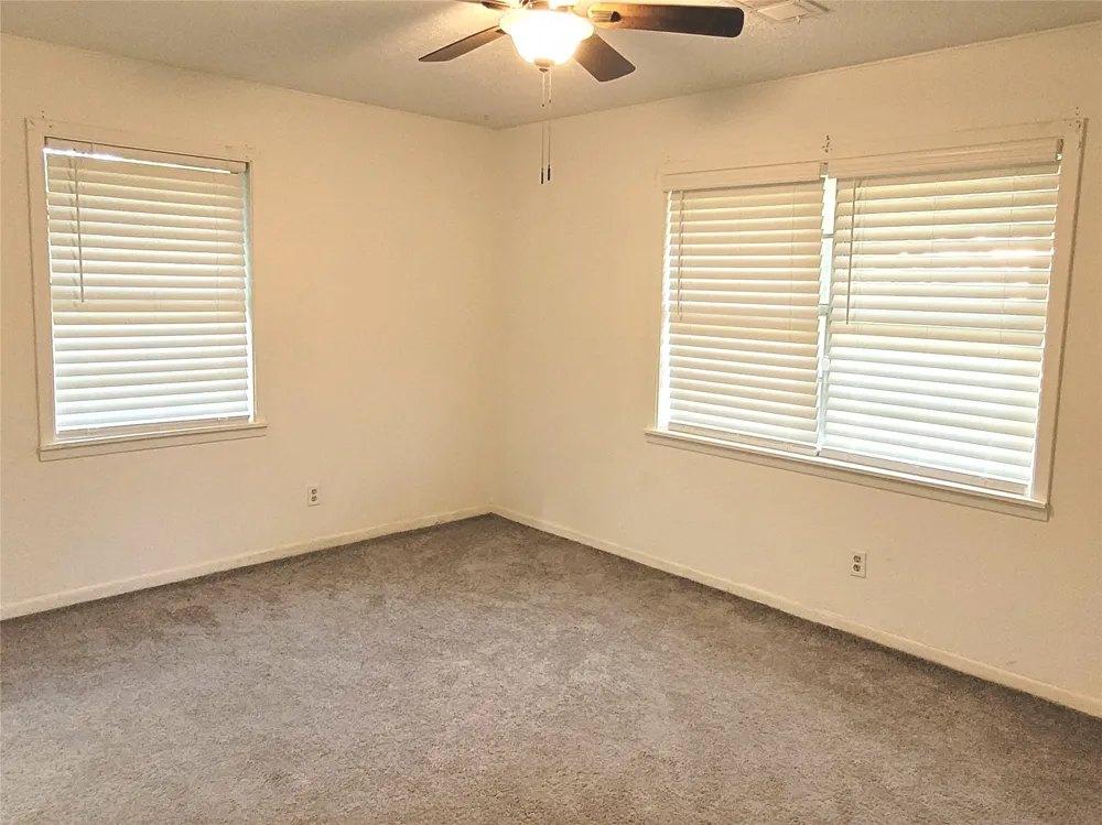 410 SW 22ND Paris, TX 75460