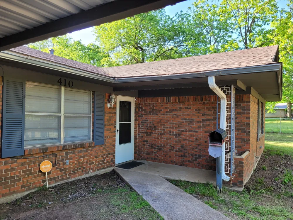 410 SW 22ND Paris, TX 75460