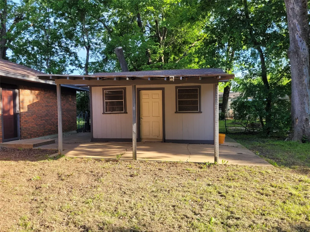 410 SW 22ND Paris, TX 75460