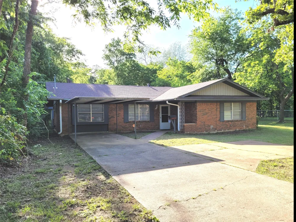 410 SW 22ND Paris, TX 75460