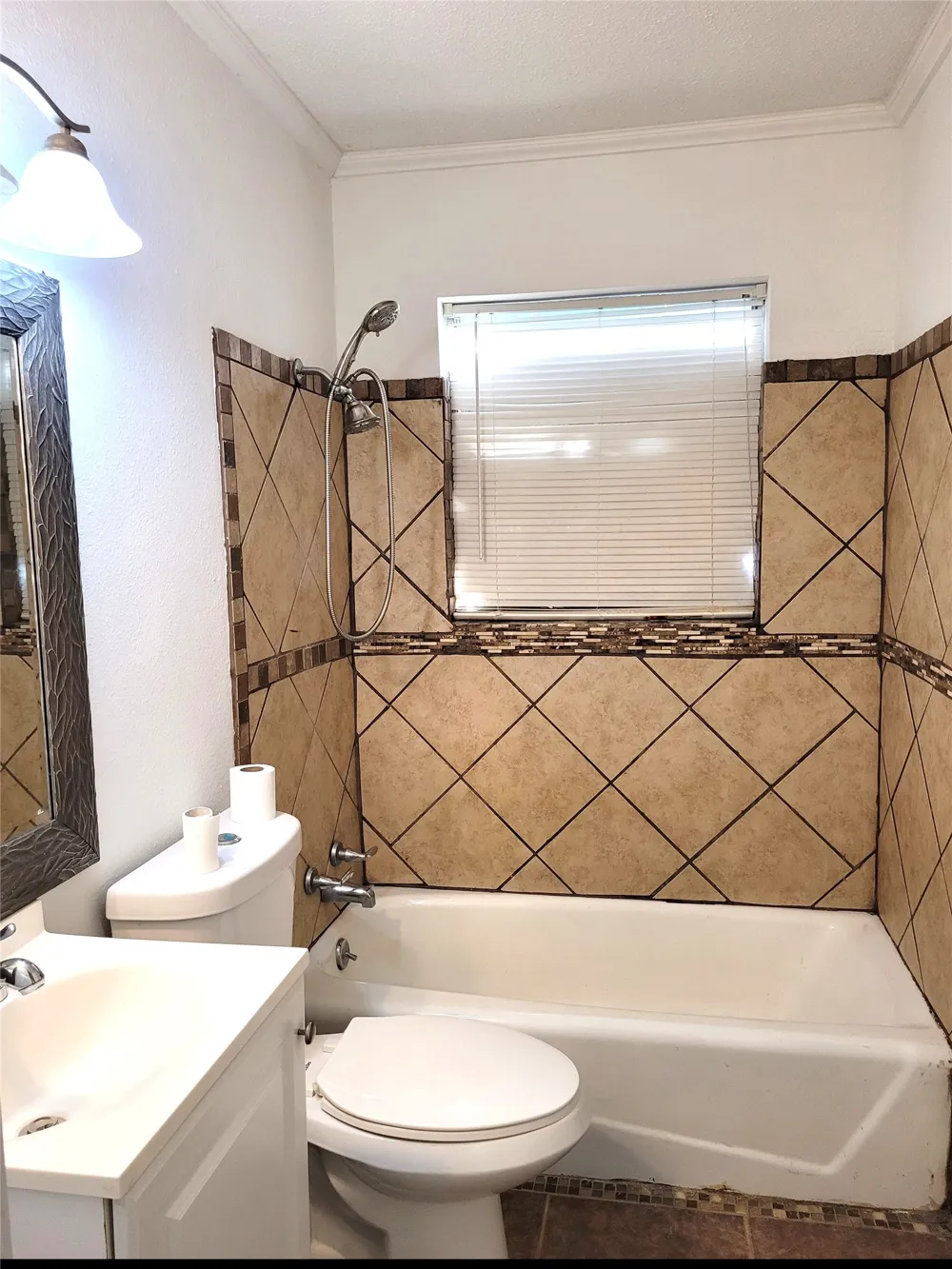 410 SW 22ND Paris, TX 75460
