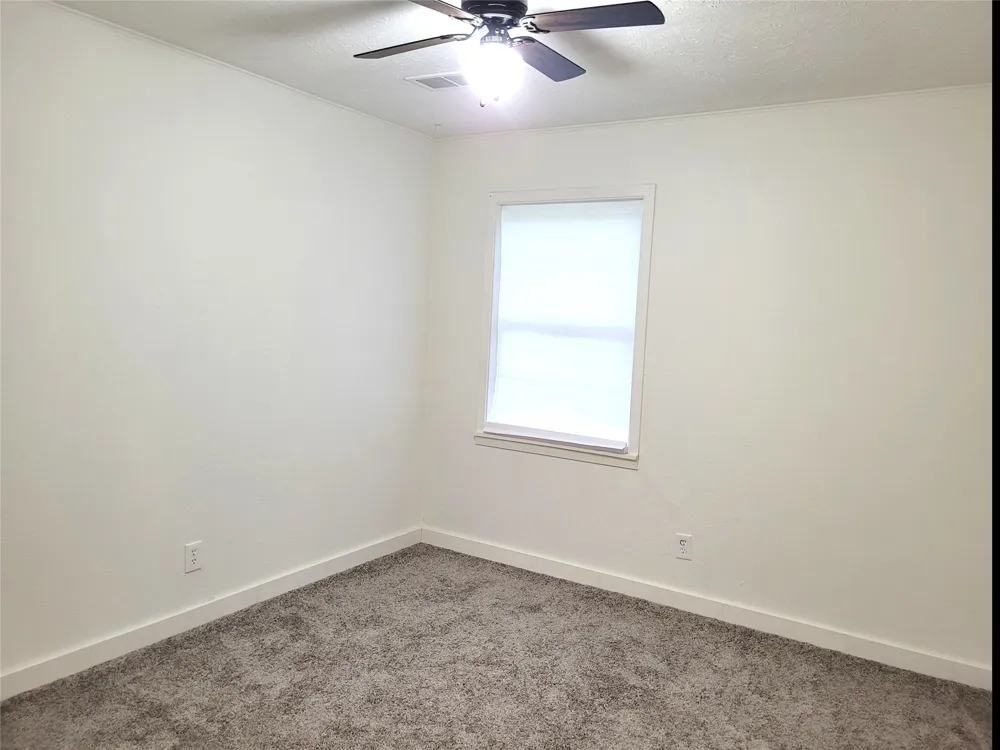410 SW 22ND Paris, TX 75460
