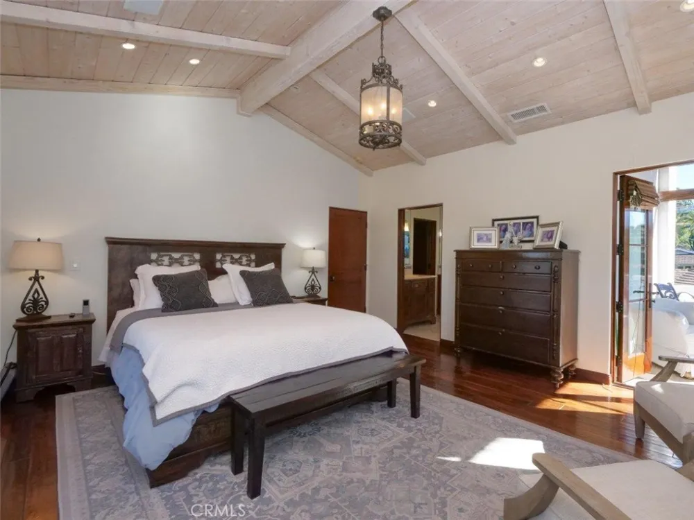 1724 Via Estudillo Palos Verdes Estates, CA 90274