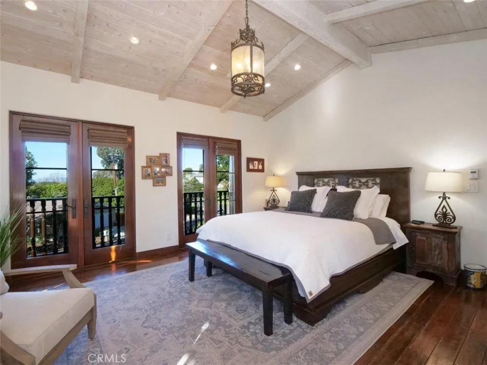 1724 Via Estudillo Palos Verdes Estates, CA 90274