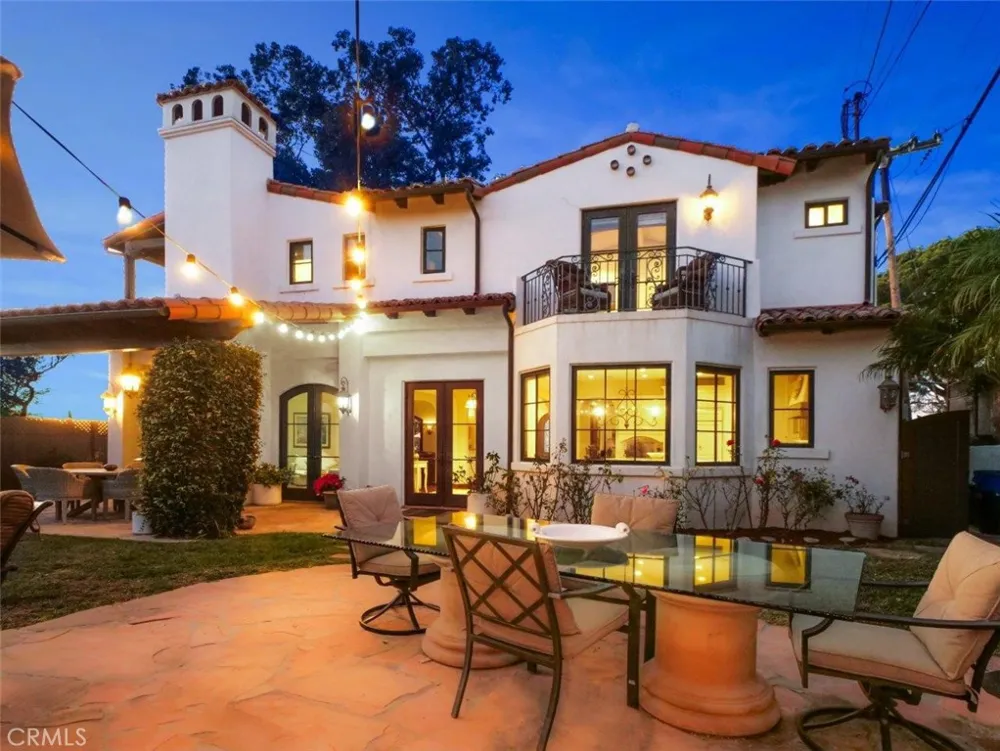 1724 Via Estudillo Palos Verdes Estates, CA 90274