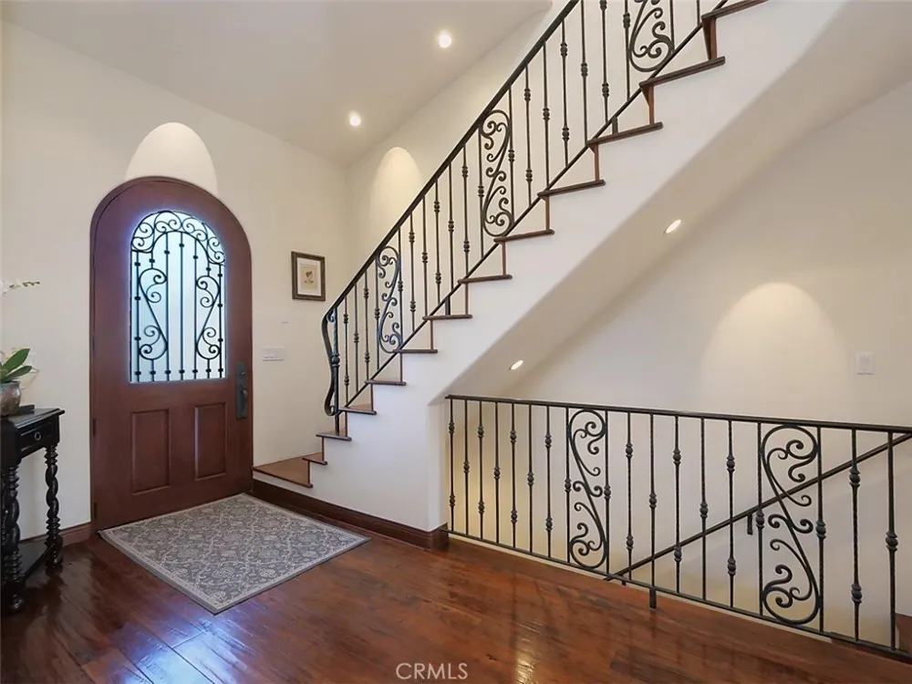 1724 Via Estudillo Palos Verdes Estates, CA 90274