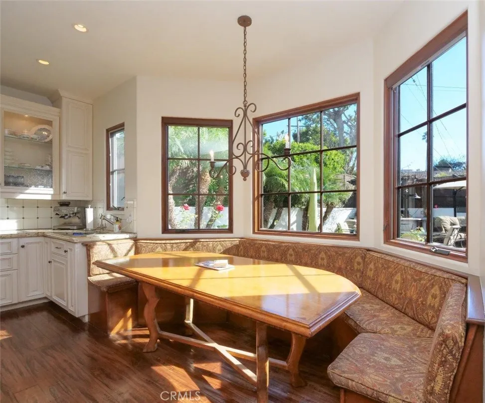 1724 Via Estudillo Palos Verdes Estates, CA 90274
