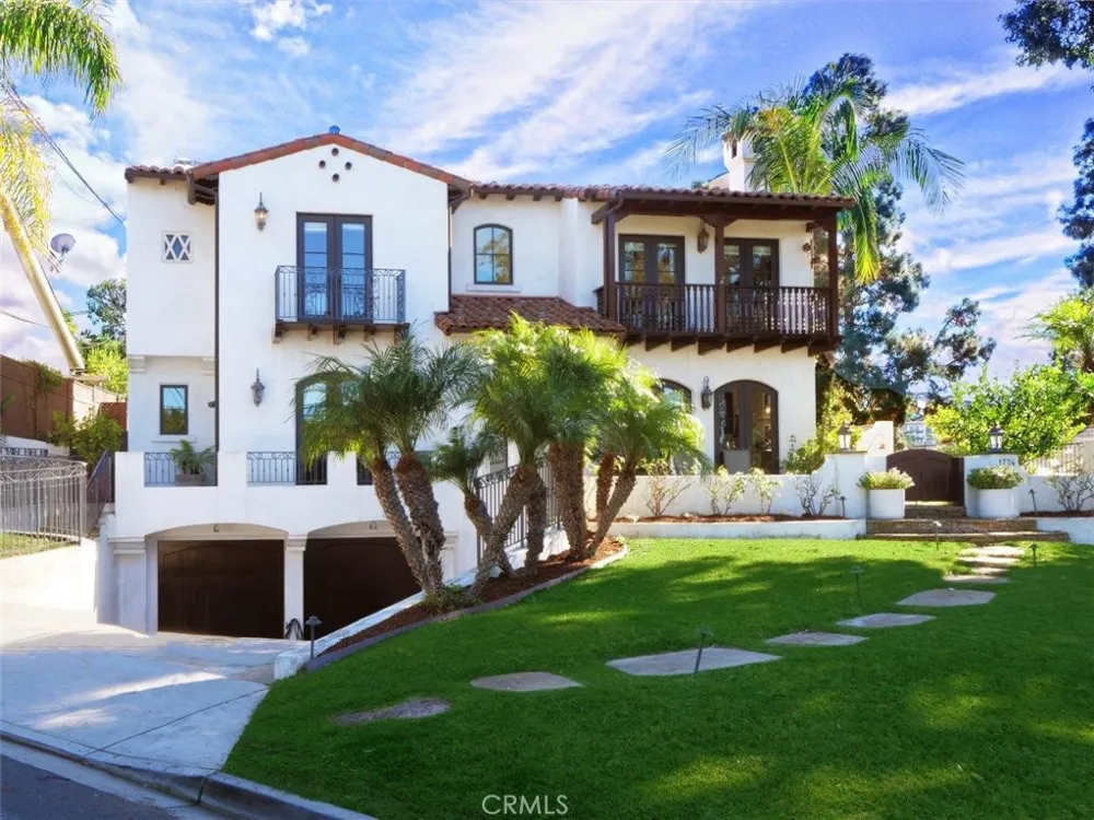 1724 Via Estudillo Palos Verdes Estates, CA 90274
