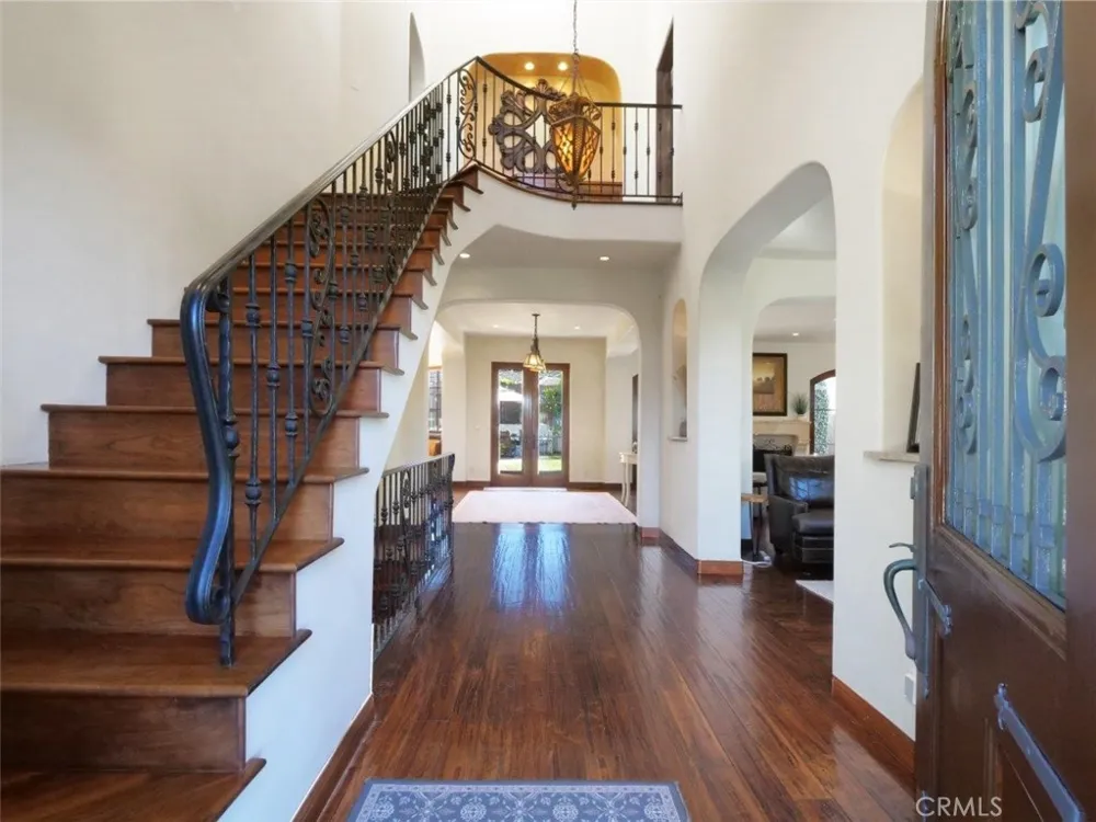 1724 Via Estudillo Palos Verdes Estates, CA 90274