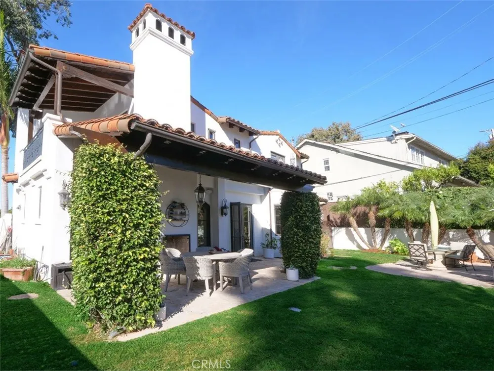 1724 Via Estudillo Palos Verdes Estates, CA 90274