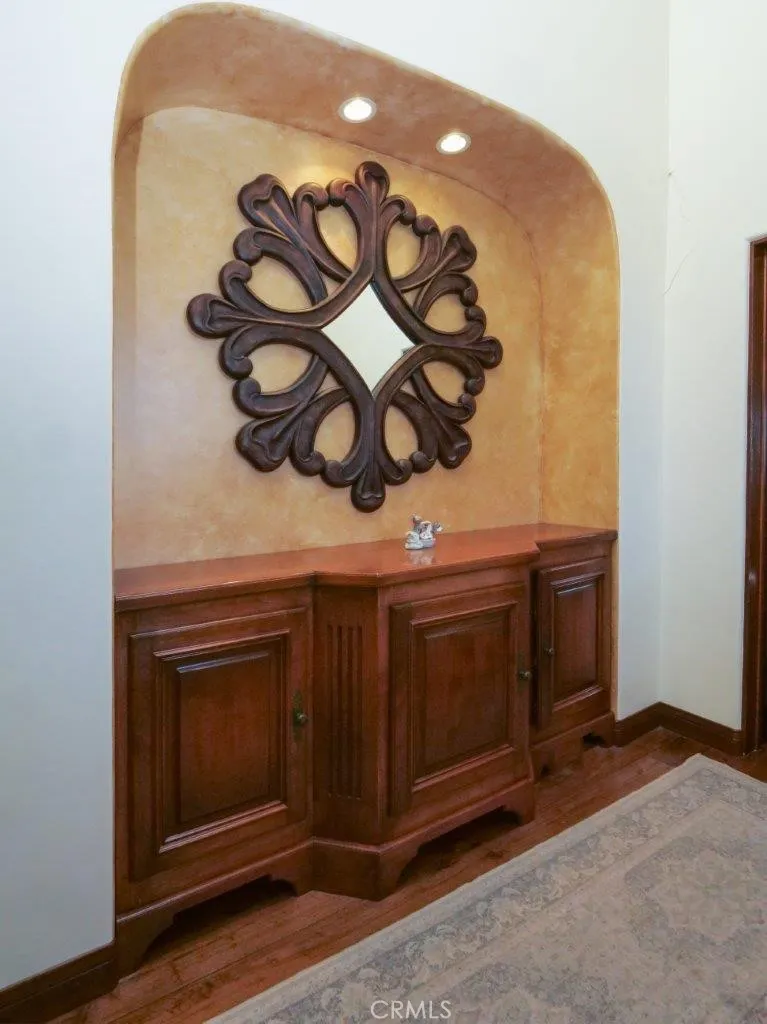 1724 Via Estudillo Palos Verdes Estates, CA 90274