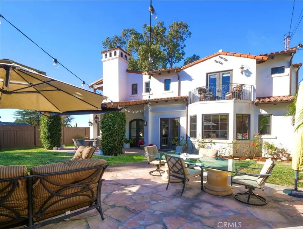 1724 Via Estudillo Palos Verdes Estates, CA 90274