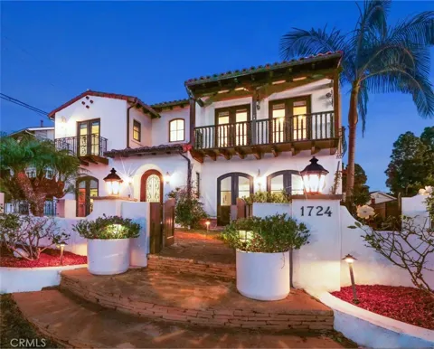 1724 Via Estudillo