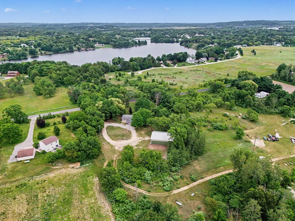 3585 72nd Avenue Hart, MI 49420