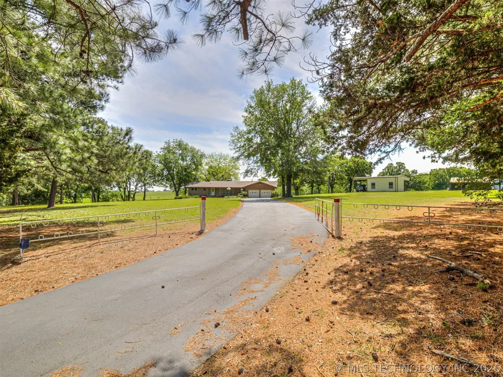 2742 W 103rd Street Sperry, OK 74073