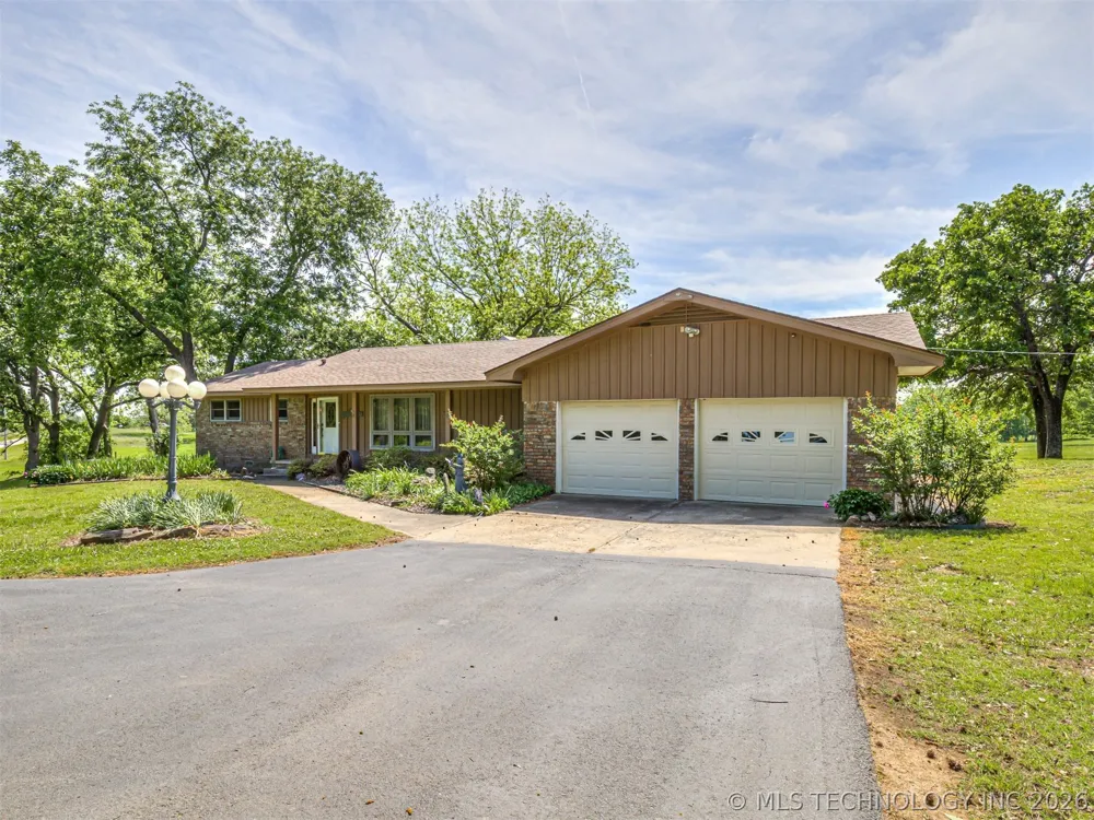 2742 W 103rd Street Sperry, OK 74073