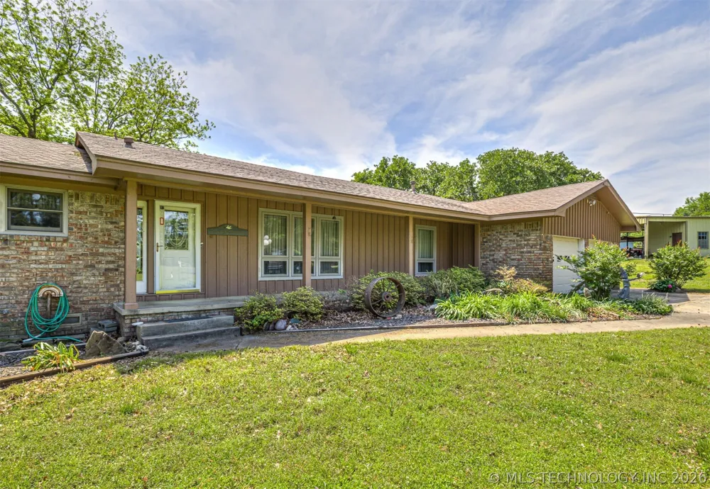 2742 W 103rd Street Sperry, OK 74073