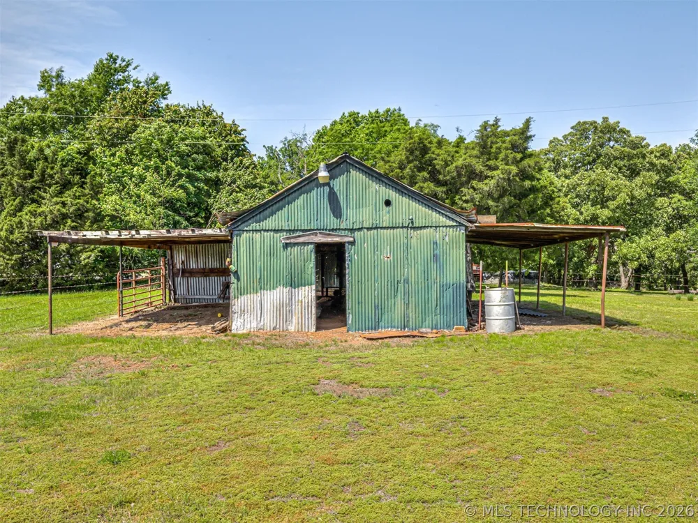 2742 W 103rd Street Sperry, OK 74073