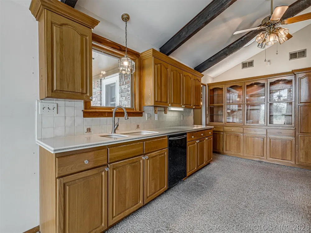 2742 W 103rd Street Sperry, OK 74073