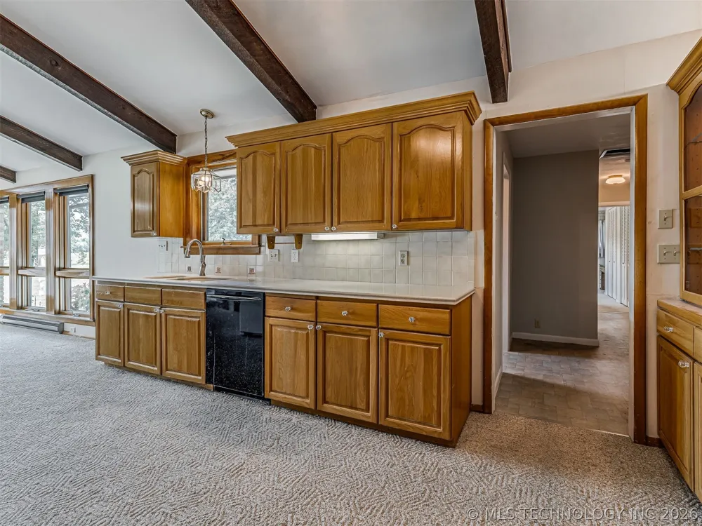 2742 W 103rd Street Sperry, OK 74073