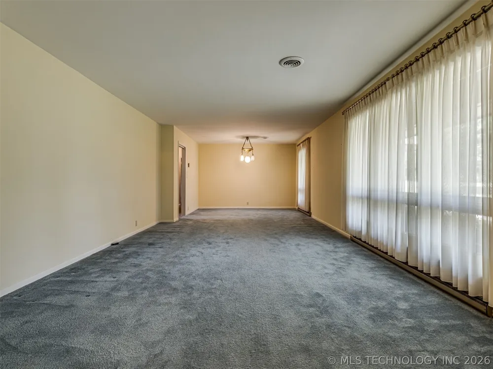 2742 W 103rd Street Sperry, OK 74073