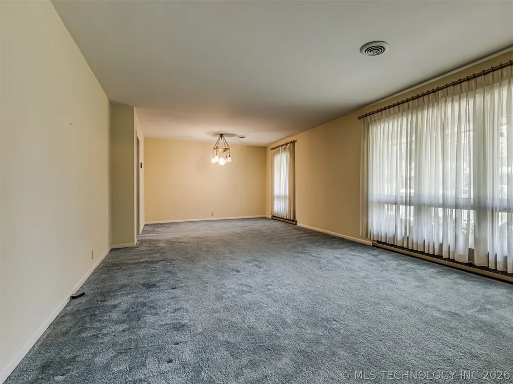 2742 W 103rd Street Sperry, OK 74073
