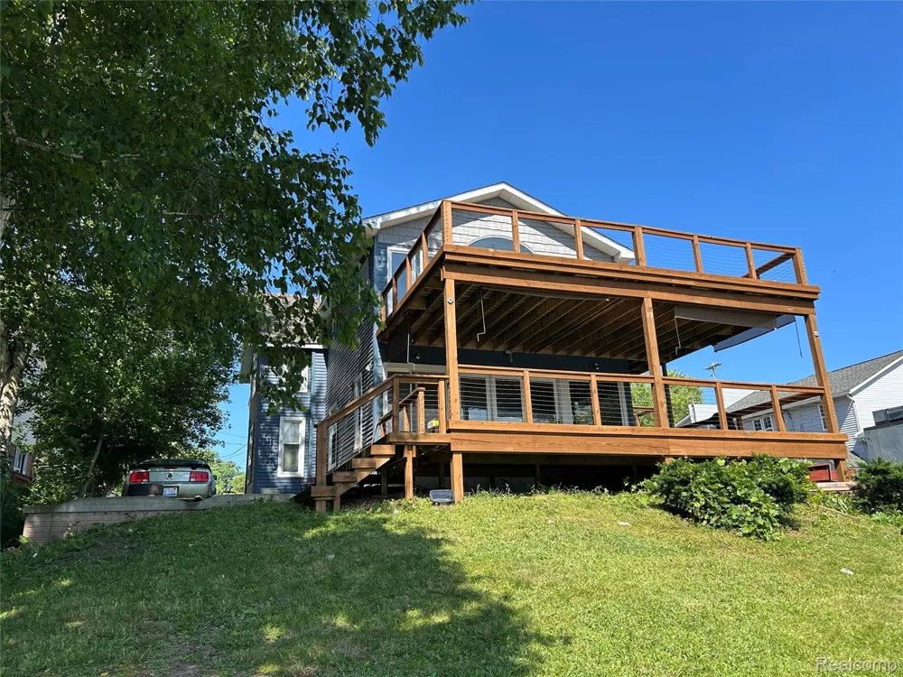 16185 Seymour Road Argentine Township, MI 48451