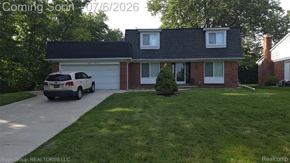 26207 Meadowbrook Way Lathrup Village City, MI 48076