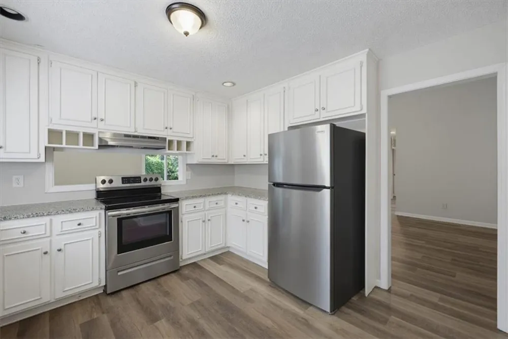 120 Softwood Circle Roswell, GA 30076